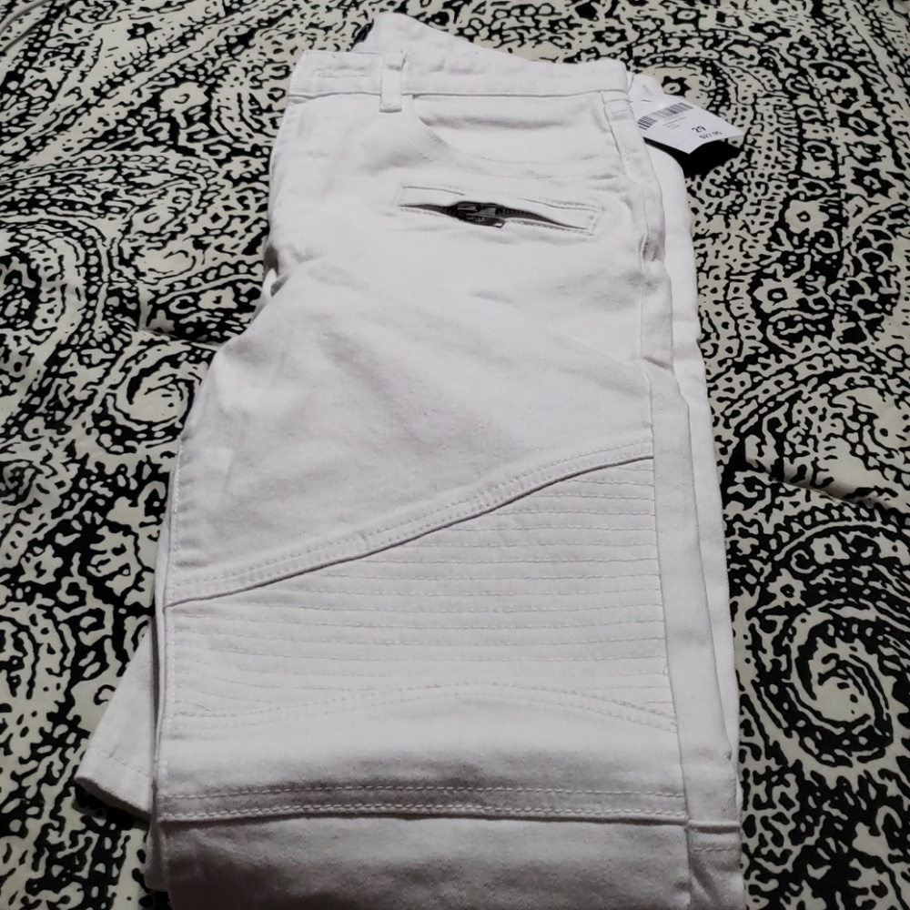 Forever 21 Moto Mens White Jean's with Zipper deta